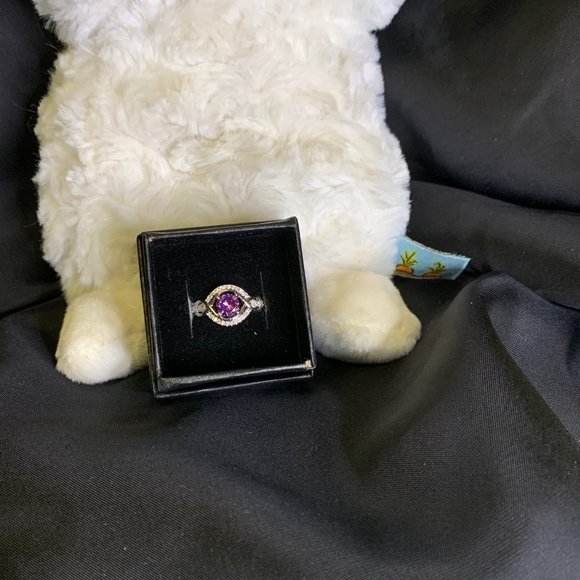 Delicate Silver Tone Ring with Purple Amethyst Colored Stone Size 7 1/2 - Picture 3 of 11